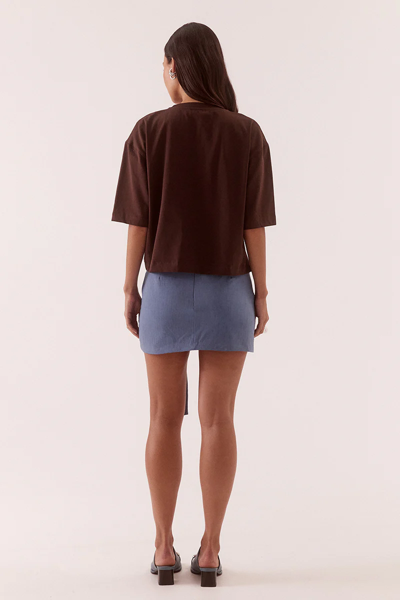 IZEL TEE - BITTER CHOCOLATE - Image 4
