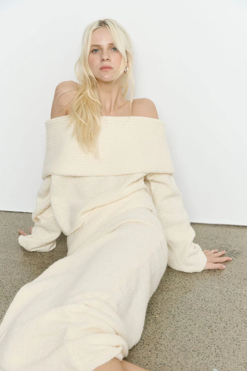 SANNA OFF SHOULDER SWEATER - CREAM - Image 2